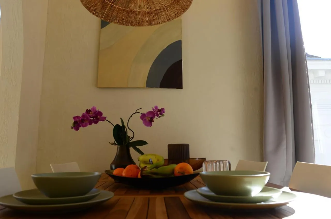 Downtown 2Bdr Apartment Antwerpen 0*,  Belgien